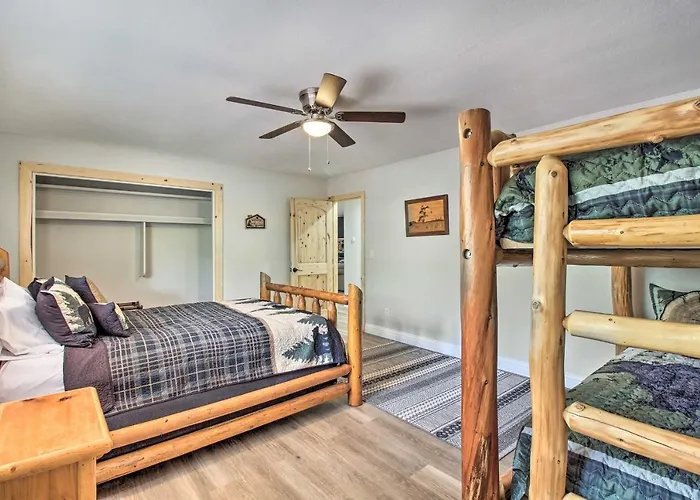 Family W/ Game Room! 32 Mi To Sunrise Hébergement de vacances *